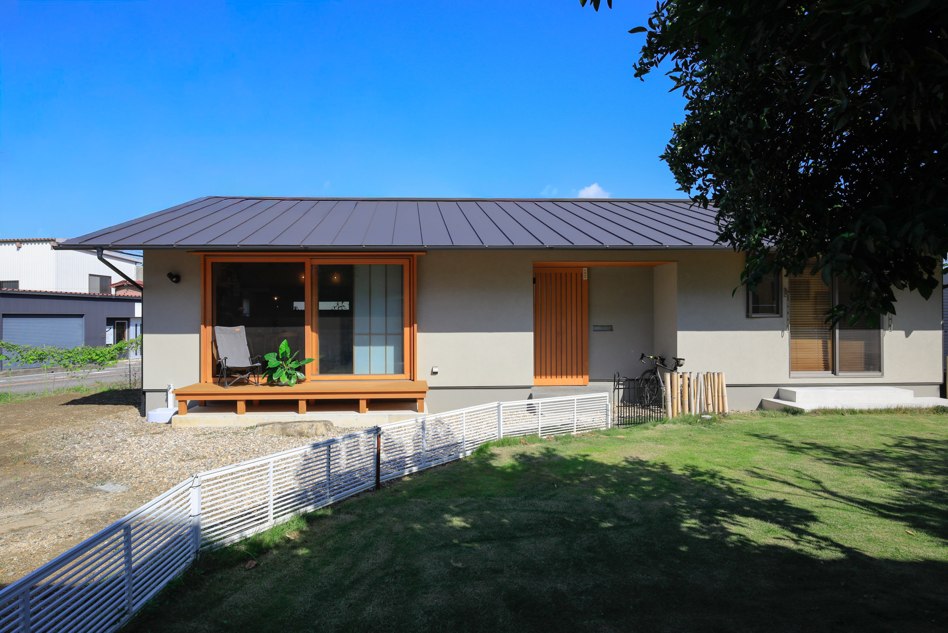 西尾市で高性能な和モダンの木の家/サン工房スタジオ