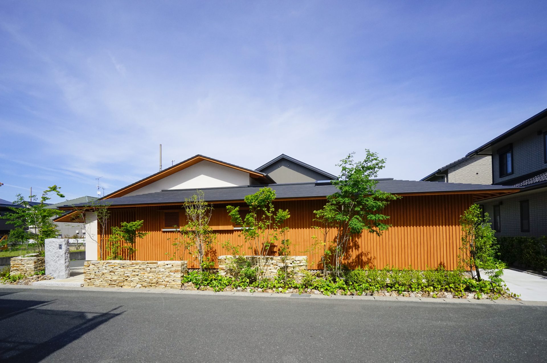 家づくりの極意【馴染んで、開いて、閉じて】～木の家設計作法‐其の６～