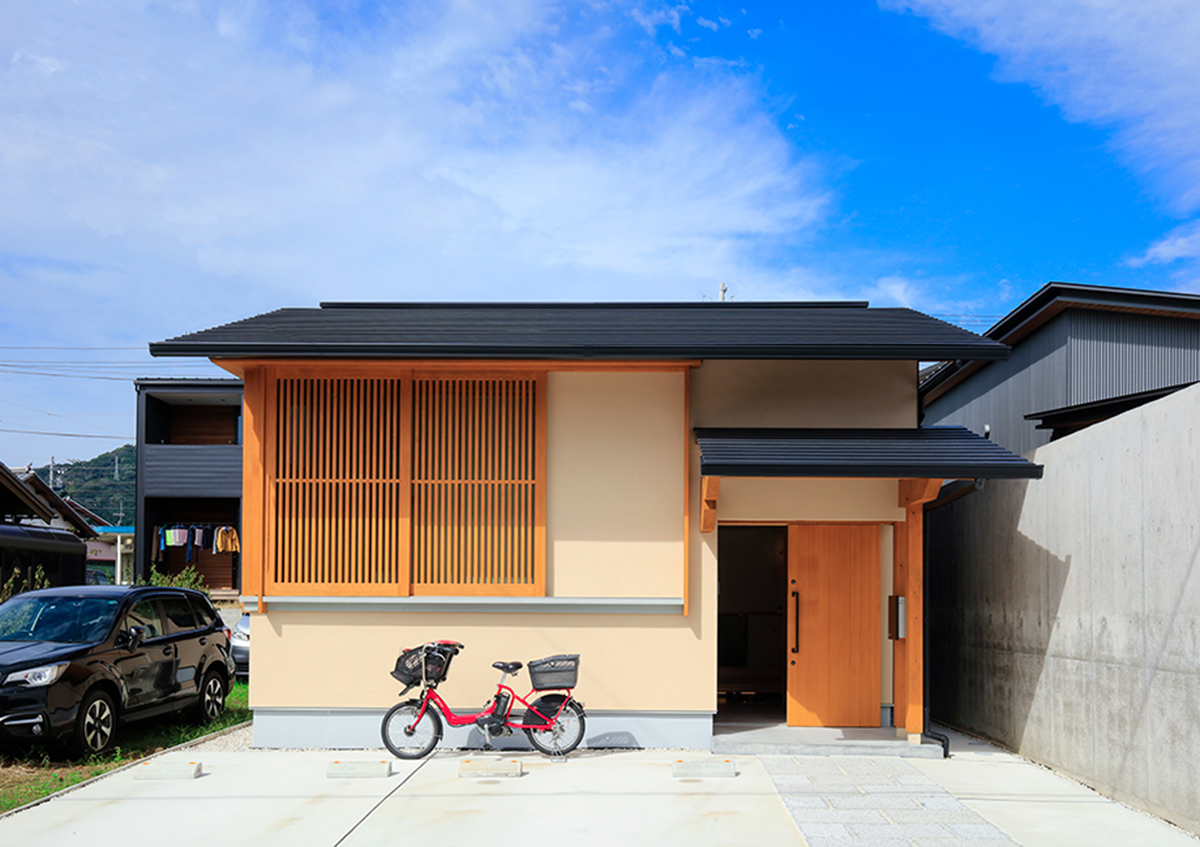 『幸整の家』作品集に掲載しました。