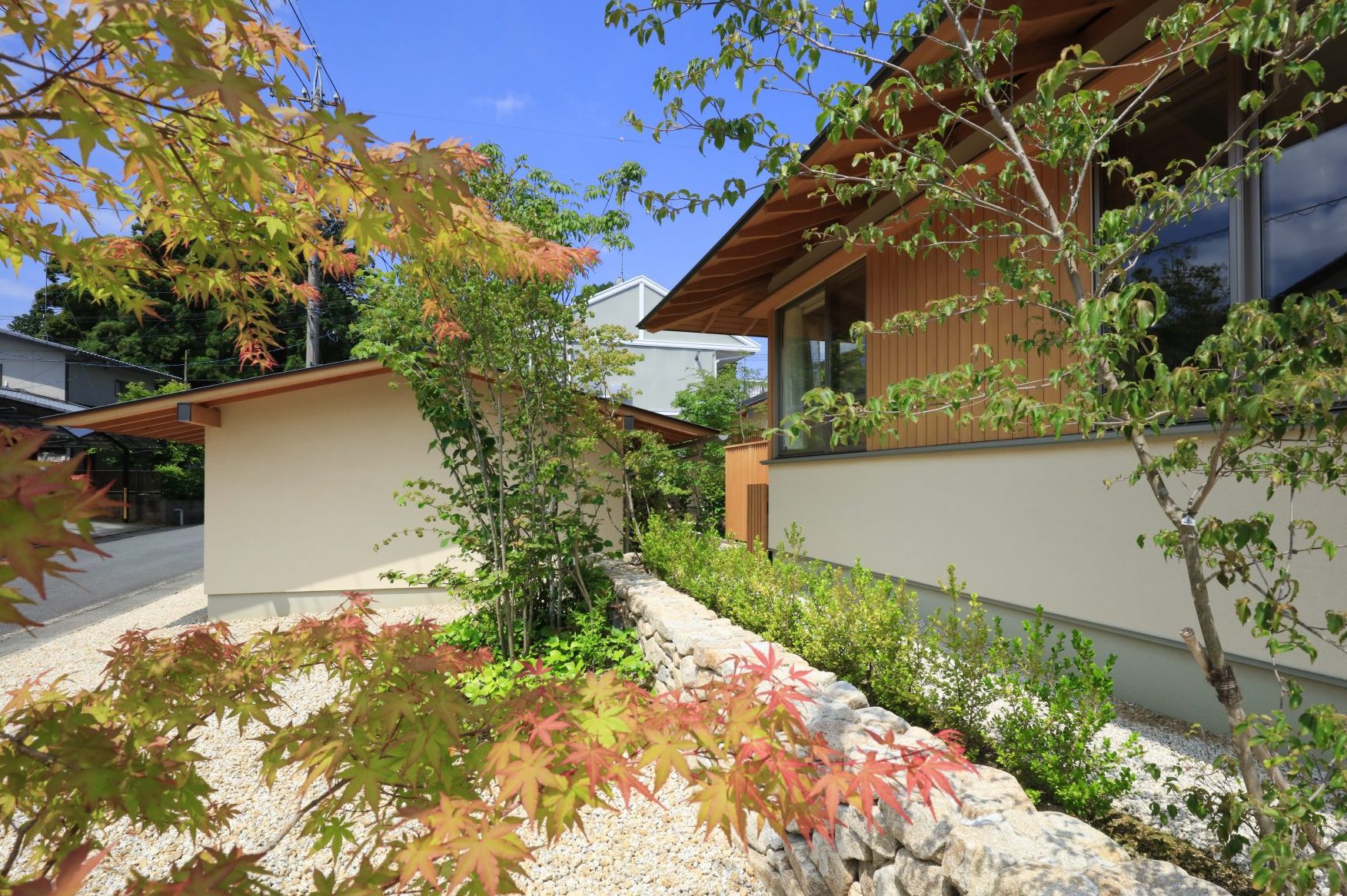 岡崎市で庭をつくる　良い家は庭も良い【庭の効能】～木の家設計作法‐其の２５～