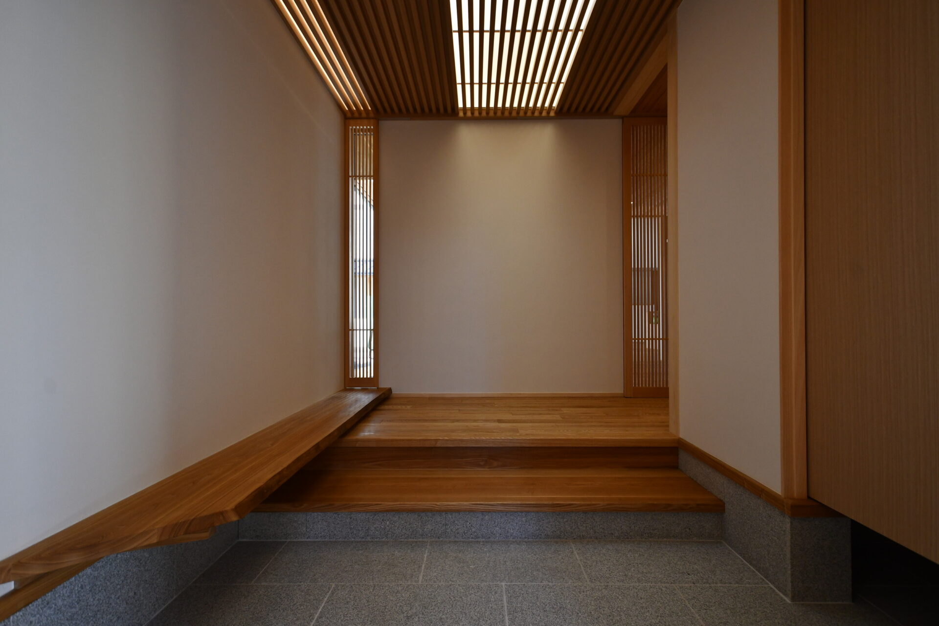 愛知県で戸建て住宅をお考えの方へ【玄関のしつらえ-4】～木の家設計作法-其の４６１～