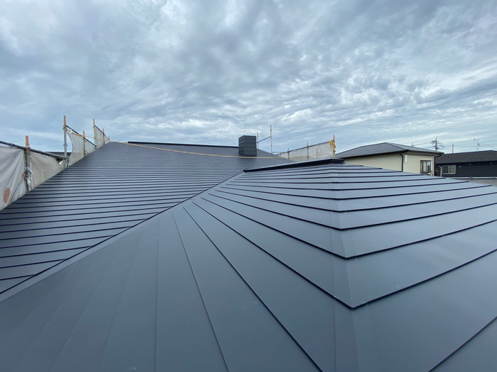 岐阜県可児市で木の家をつくる【「行雲流水の家」屋根工事完了】～現場の風景-其の２２～