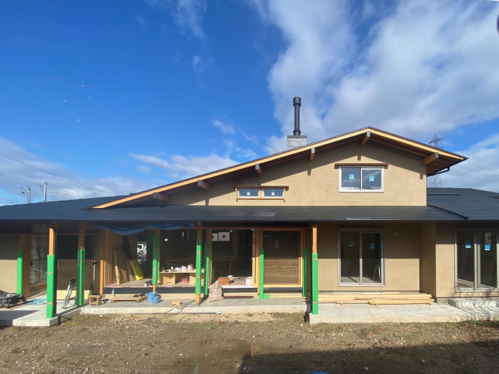 岐阜県可児市で木の家をつくる【「行雲流水の家」足場がなくなりました。】～現場の風景-其の３２～
