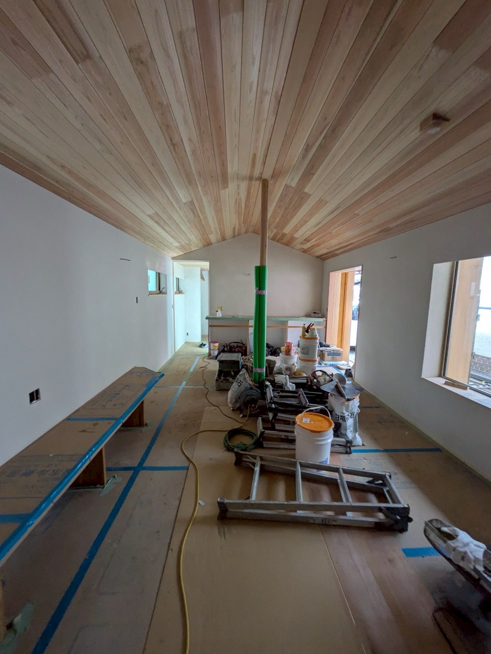 岡崎市の木の家工務店/サン工房・スタジオ/スタッフブログ/【豊田市「花朝月夕の家」の引渡し前、社内検査】