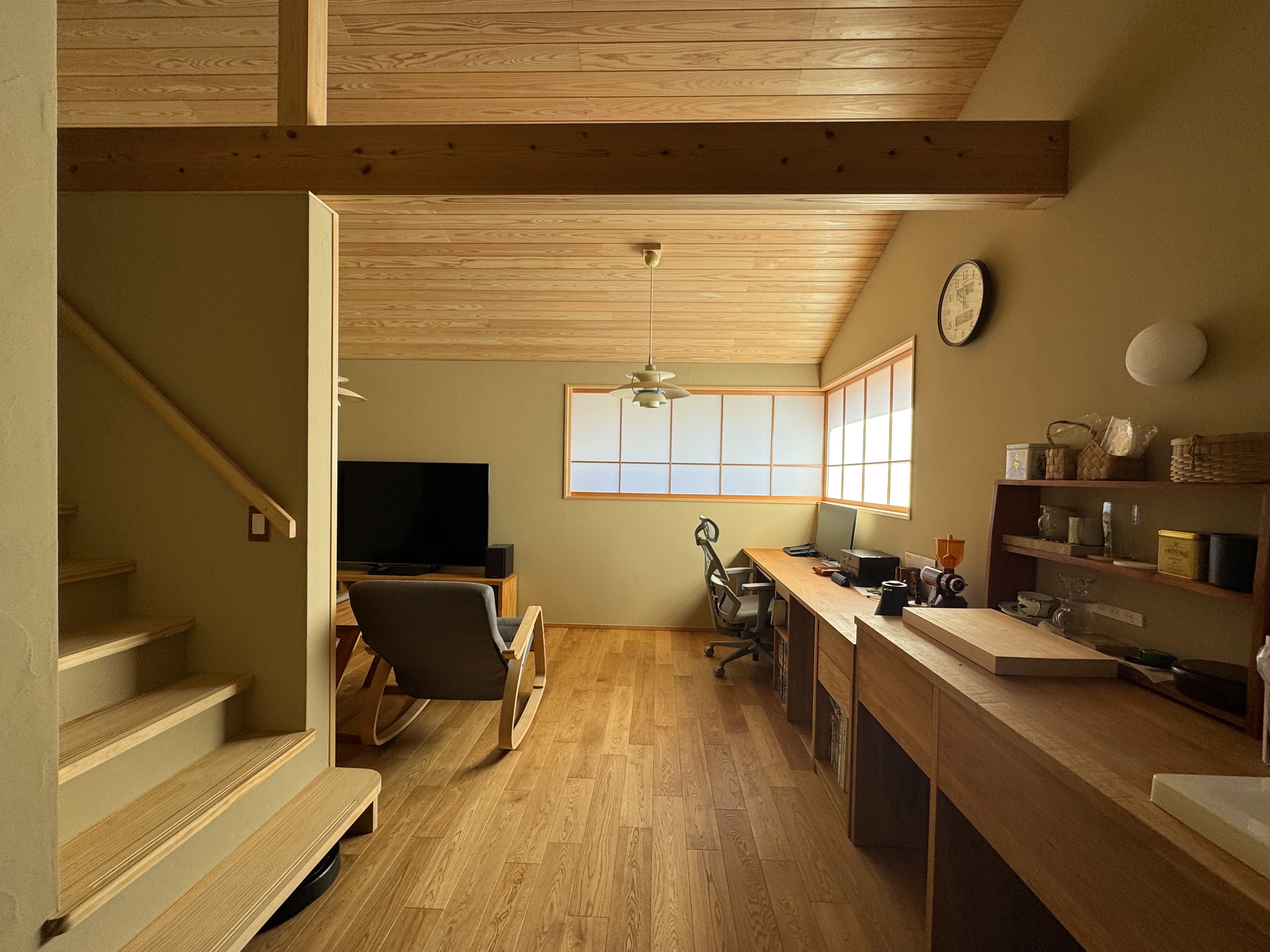 天然スタイル土壁とは？珪藻土との違いを解説