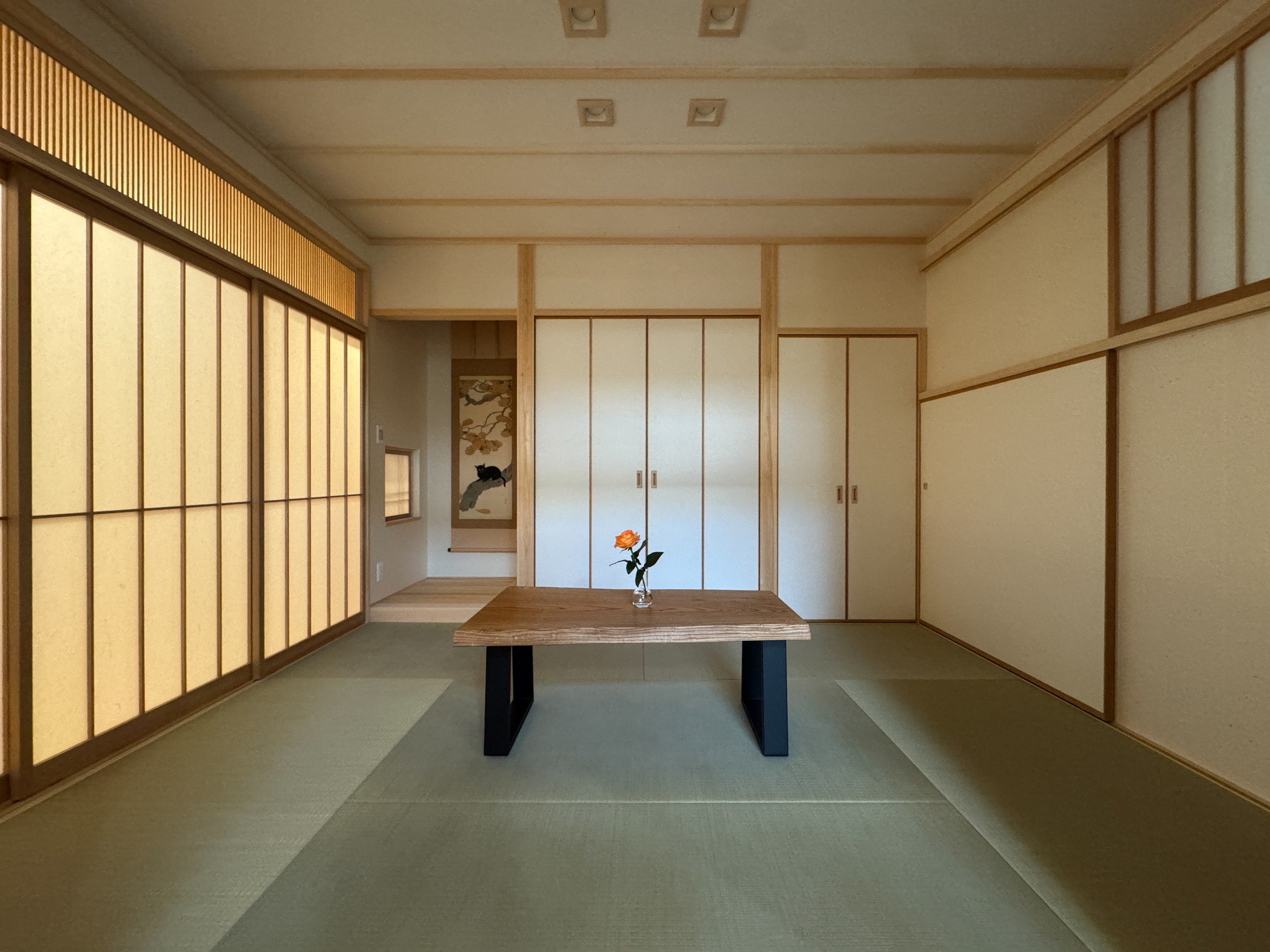 和紙クロスの魅力とは？価格・調湿・デザイン性まで解説｜サン工房スタジオの素材提案